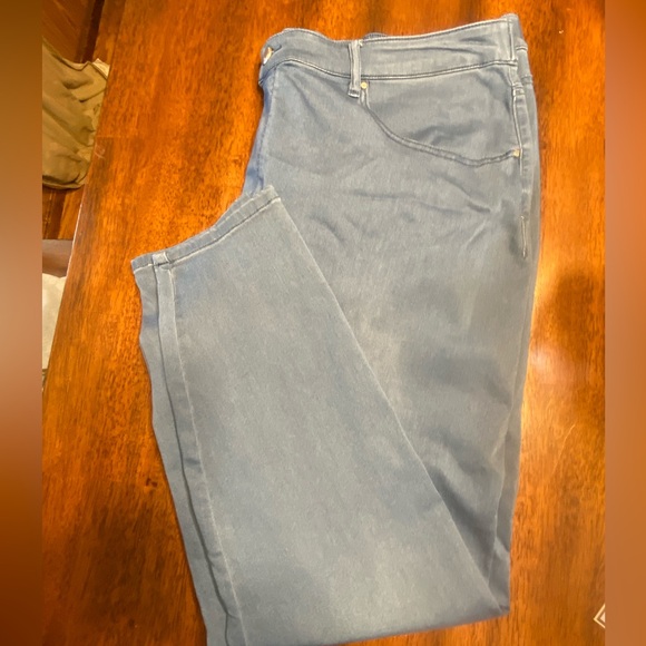 G by Giuliana forever stretch denim pull on jeans. Size 26W. NWT - Picture 11 of 14